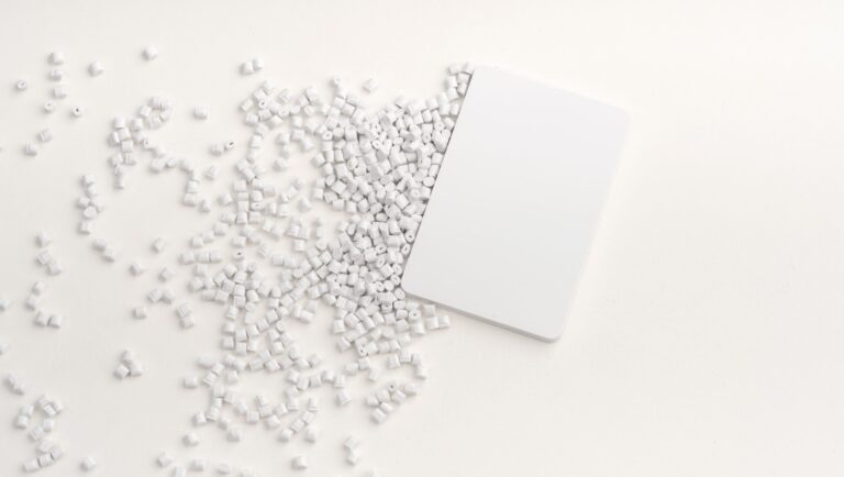 Covestro expands its range of more sustainable polycarbonates