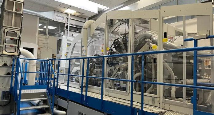 New ANDRITZ carding machine dedicated to natural and recycled fibers in the ANDRITZ Perfojet technical center in Montbonnot, France Photo - ANDRITZ
