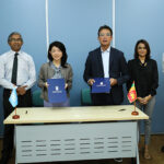 Hirdaramani Apparel, Lacoste Foundation, and UNDP collaborate to empower 100 families with increased income and nutrition supply To signify the partnership, Mr. Vinod Hirdaramani - Chairman, Hirdaramani Apparel, and Ms. Azusa Kubota - Resident Representative of UNDP in Sri Lanka, engaged in a symbolic exchange of letters. Mr. Fadhil Bakeer Markar - Strategic Engagement, Digital, and Innovation Team Leader, UNDP in Sri Lanka, Buddika Hapuarachchi - Team Leader, Climate and Environment, UNDP in Sri Lanka, Mr Damith Chandrasekara - Technical Specialist, Climate Smart Programme, UNDP in Sri Lanka and Ms. Imanthi Perera, General Manager - Corporate Communications, Hirdaramani Apparel. Photo - UNDP