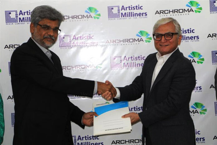 Mr. Faisal Aziz, Director Operations, Artistic Milliners and Mr. Mujtaba Rahim, CEO Archroma Pakistan exchanging the Memorandum of Understanding. (Photo: Archroma)