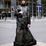 Mango proposes a versatile wardrobe for the city with its new selection collection Mango