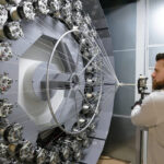 Mayer & Cie. distributes first braiding machine equipped with 48 carriers Service technicians are putting the finishing touches on the MR-11 with 48 carriers. It can be equipped with both yarn and wire. Photo - Mayer & Cie.