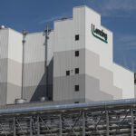 Award‐Nominated LENZING dual wipe supports Europe’s shift to bio‐based materials LENZING