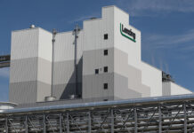 Award‐Nominated LENZING dual wipe supports Europe’s shift to bio‐based materials LENZING