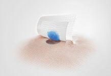 Freudenberg launches Tacnera at EWMA 2026: technology enables next generation of silicone-based foam dressings Tacnera® from Freudenberg solves the adhesion-trauma problem. Source: ©Freudenberg Performance Materials