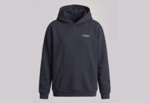 NEUMÜHLE: Circular Mono Hoodie one material, down to every detail NEUMÜHLE